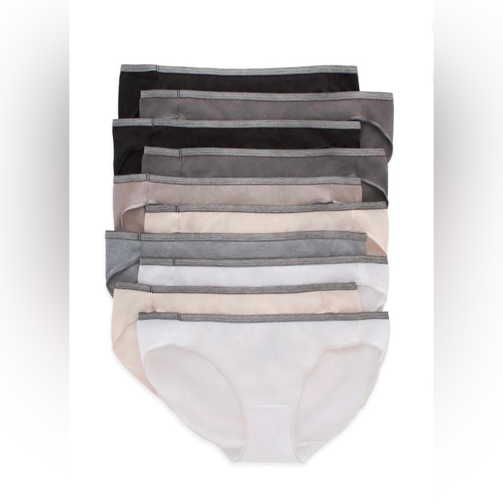❣️❄️Hanes Women's Panties in Black, Gray, and White Tones
